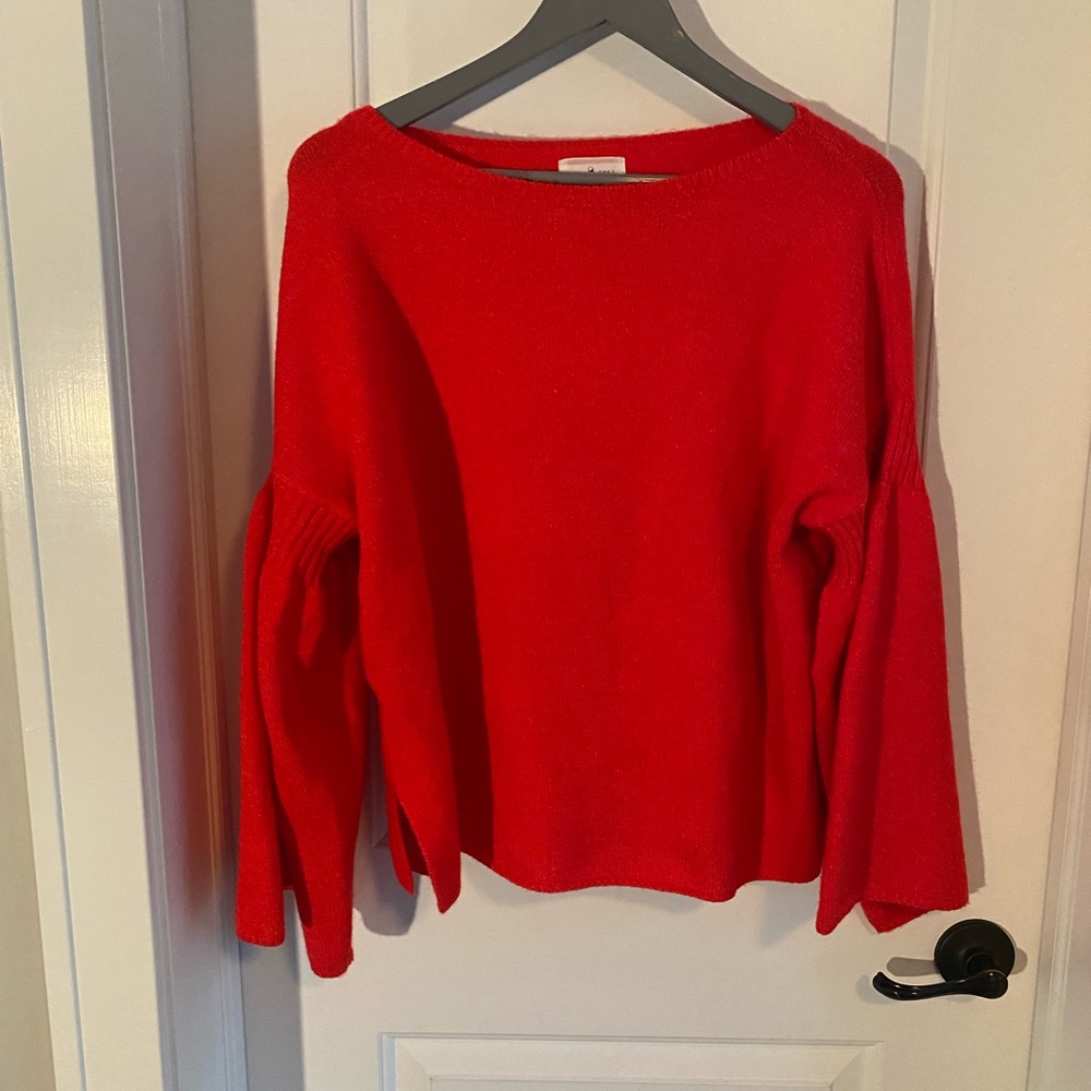 NWT LOFT Sweater size medium